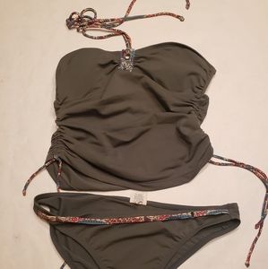 4/$25🌻CONVERSE ONE STAR  HALTER TANKINI TOP Ruche